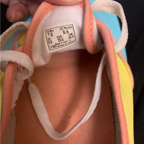 Hand painted Vans - Picture 10 of 12